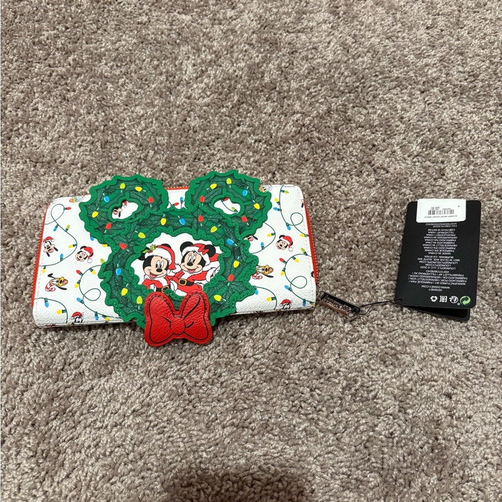 Disney Loungefly Christmas Wallet Mickey and Minnie Mouse BNWT